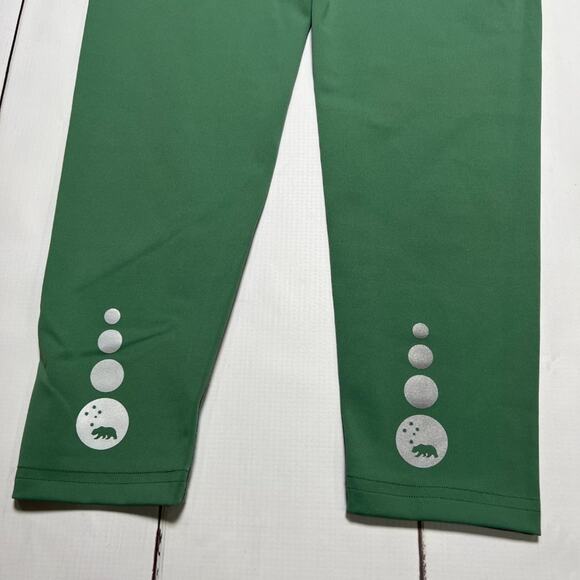 NWT MALO Republic On the Run 7/8 Tights SIZE M Sagebrush Green Yoga Pants NEW - Picture 11 of 14